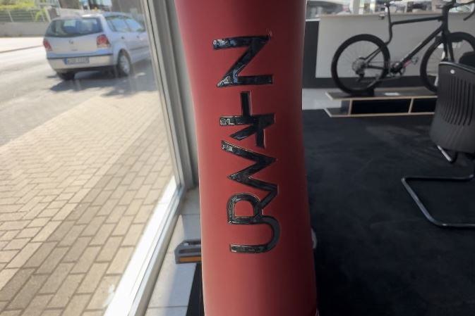 URWAHN Stadfuchs E-Bike Vorderansicht rot
